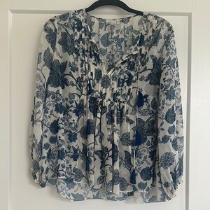 Floral Blue and White Women's Top